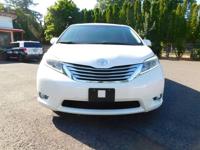 2015 Toyota Sienna XLE Premium van Blizzard Pearl CALL 503-836-3777 FOR AVAILABILITY - Image 9