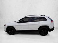 2019 Jeep Cherokee Altitude 4x4 4WD SUV AUTONATION Call (720) 799-0905 or MESSAGE/CHAT to confirm availability - Image 3