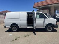 2009 GMC Chevrolet 3500 One Ton Cargo Van San Diego - Image 7