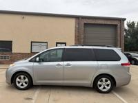 2013 Toyota Sienna 8-Passenger Minivan Edmond @ Legacy Auto