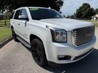 2017 GMC Yukon Denali 4x4 Norman - Image 4