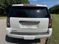 2017 GMC Yukon Denali 4x4 Norman - Image 7