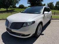 2019 Lincoln MKT AWD Norman