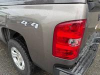 2013 Chevrolet Silverado 1500 Crew Cab 4X4 Clean Title Bellevue (Local Owner) - Image 9