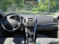 2009 HYUNDAI SONATA ZION ILLINOIS - Image 10