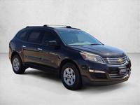 2017 Chevrolet Traverse LS Chevy SUV AUTONATION Call (281) 769-3274 or MESSAGE/CHAT to confirm availability - Image 4