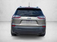 2021 Jeep Cherokee Latitude Lux 4x4 4WD SUV AUTONATION Call (281) 769-3280 or MESSAGE/CHAT to confirm availability - Image 7