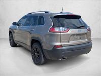 2021 Jeep Cherokee Latitude Lux 4x4 4WD SUV AUTONATION Call (281) 769-3280 or MESSAGE/CHAT to confirm availability - Image 8