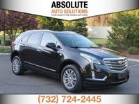 2017 Cadillac XT5 Luxury 4x4 4dr SUV Cadillac XT5 Sedan - Image 4