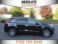 2017 Cadillac XT5 Luxury 4x4 4dr SUV Cadillac XT5 Sedan - Image 5