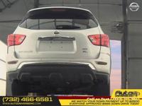 2020 Nissan Pathfinder 4x4 4 x 4 4-x-4 SL All advertised prices are DOWN PAYMENTS - Image 8