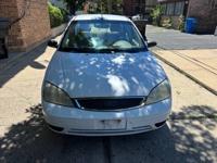2006 ford focus good car city of chicago - Image 4