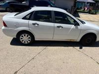 2006 ford focus good car city of chicago - Image 9