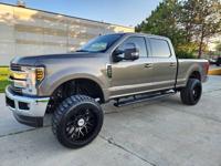 2019 Ford F-250 Lariat F250 Diesel Lifted **76K Miles** Tower Rd Mundelein, IL 60060 - Image 2
