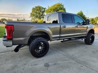 2019 Ford F-250 Lariat F250 Diesel Lifted **76K Miles** Tower Rd Mundelein, IL 60060 - Image 6