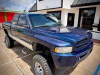 2001 Dodge Ram 4x4 5.9L V8 Clean Car Fax Soth Houston - Image 9