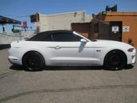 2019 Ford Mustang GT Premium Convertible/Super Sharp and Fast/Runs NEW cave creek/union hills - Image 2