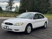 2005 Ford Taurus SE / ONLY 87k miles / PW/PL / 27 MPG! multnomah county