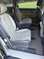 2016 Kia Sedona LX 120.5" WB DOUGLASVILLE - Image 10