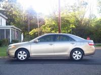 2008 Toyota Camry LE 4dr Sedan 5A East Brunswick, NJ - Image 3
