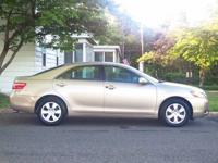 2008 Toyota Camry LE 4dr Sedan 5A East Brunswick, NJ - Image 6