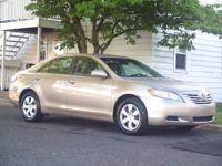 2008 Toyota Camry LE 4dr Sedan 5A East Brunswick, NJ - Image 7