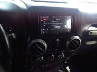 2017 Jeep Wrangler Unlimited Sport S 4x4 4dr SUV East Brunswick, NJ - Image 10