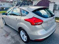 2015 Ford Focus Hatchback SE Tacoma - Image 2