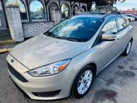 2015 Ford Focus Hatchback SE Tacoma - Image 3
