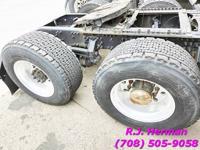2009 Mack Tandem Axle Conventional Tractor Willow Springs, Illinois - Image 6