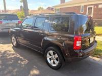 2015 jeep liberty 4X4. 102K MILES LOW MILES QUEENS