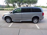42K MILE DODGE GRAND CARAVAN SXT HANDICAP WHEELCHAIR RAMP VAN Irving, TX - Image 6