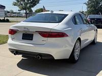 2017 Jaguar XF 35t Premium RWD - Image 8