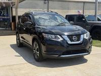 2019 Nissan Rogue FWD SV - Image 4
