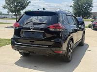 2019 Nissan Rogue FWD SV - Image 8