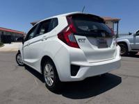 2017 Honda Fit LX 6-SPEED 1 ORIGINAL OWNER! AMAZING SHAPE!!! Miramar Motorsports - Image 6