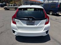 2017 Honda Fit LX 6-SPEED 1 ORIGINAL OWNER! AMAZING SHAPE!!! Miramar Motorsports - Image 7