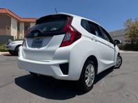 2017 Honda Fit LX 6-SPEED 1 ORIGINAL OWNER! AMAZING SHAPE!!! Miramar Motorsports - Image 8