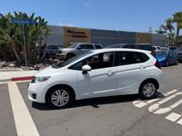 2017 Honda Fit LX 6-SPEED 1 ORIGINAL OWNER! AMAZING SHAPE!!! Miramar Motorsports - Image 9