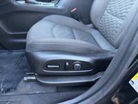 2021 Chevrolet Equinox LT Awd / Automatic / Clean Title / 2-Owner Salem/1477 Hawthorne Ave NE (I-5 Exit 256) - Image 9