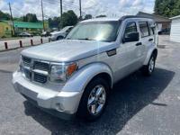 2008 Dodge Nitro SLT leather one owner power clean carfax Winder - Image 4