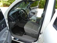 2010 Toyota Tacoma NO DEALER FEES Dawsonville / Cumming - Image 6