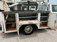 2019 FORD F350 REG CAB GAS W/ UTILITY BED AND CRANE NOBLE - Image 9