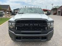 2024 RAM 3500 CREW CAB DIESEL W/ AISIN AND 4WD FLATBED *52K MILES* NOBLE - Image 3