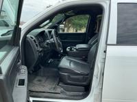 2024 RAM 3500 CREW CAB DIESEL W/ AISIN AND 4WD FLATBED *52K MILES* NOBLE - Image 8