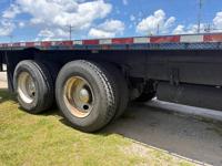 2015 Freightliner M2 106 Flatbed – 8.9L Cummins / Allison Auto / Clean - Image 4