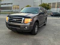 2011 ford expedition Long Island City - Image 2
