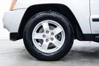 2007 Jeep Grand Cherokee 4x4 4WD Laredo SUV Northwest Jeep - Image 8