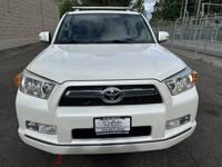 2012 Toyota 4runner Limited 4WD V6 --Third Row, Clean title, Loaded-- kirkland - Image 3