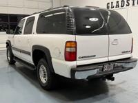 2001 Chevrolet Chevy Suburban 2500 LT 4X4 6.0L V8 / Leather /NEW TIRES/ZERO RUST + MM Investment Cars-Gladstone / WE SHIP NATIONWIDE - Image 9